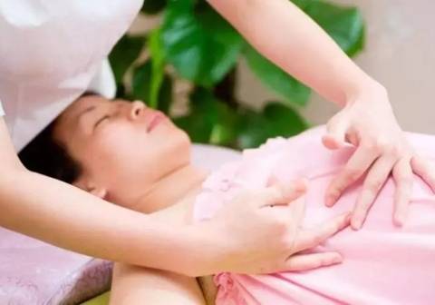 通奶师是专门协助哺乳期妈妈增加乳汁分泌的专业人士